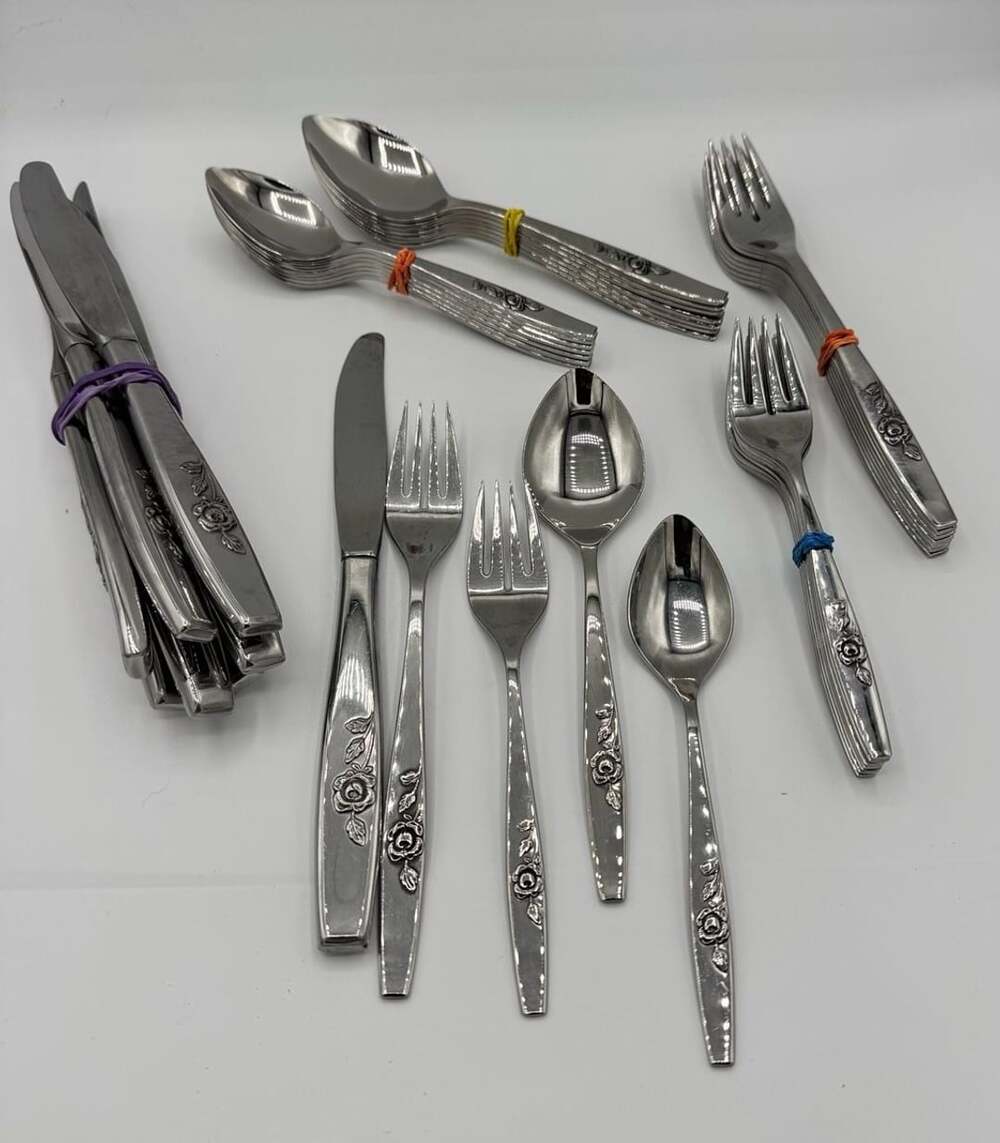 Oneida Flatware S.S.S. By Oneida Stainless Steel Rose Floral Pattern SF8